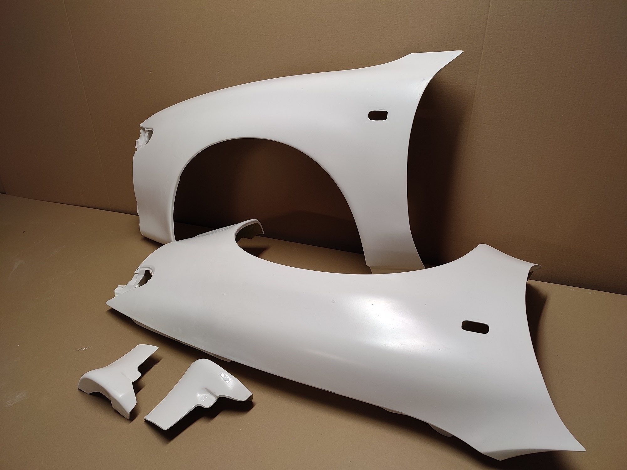 Carlos Sainz style wide fenders alternate view 2