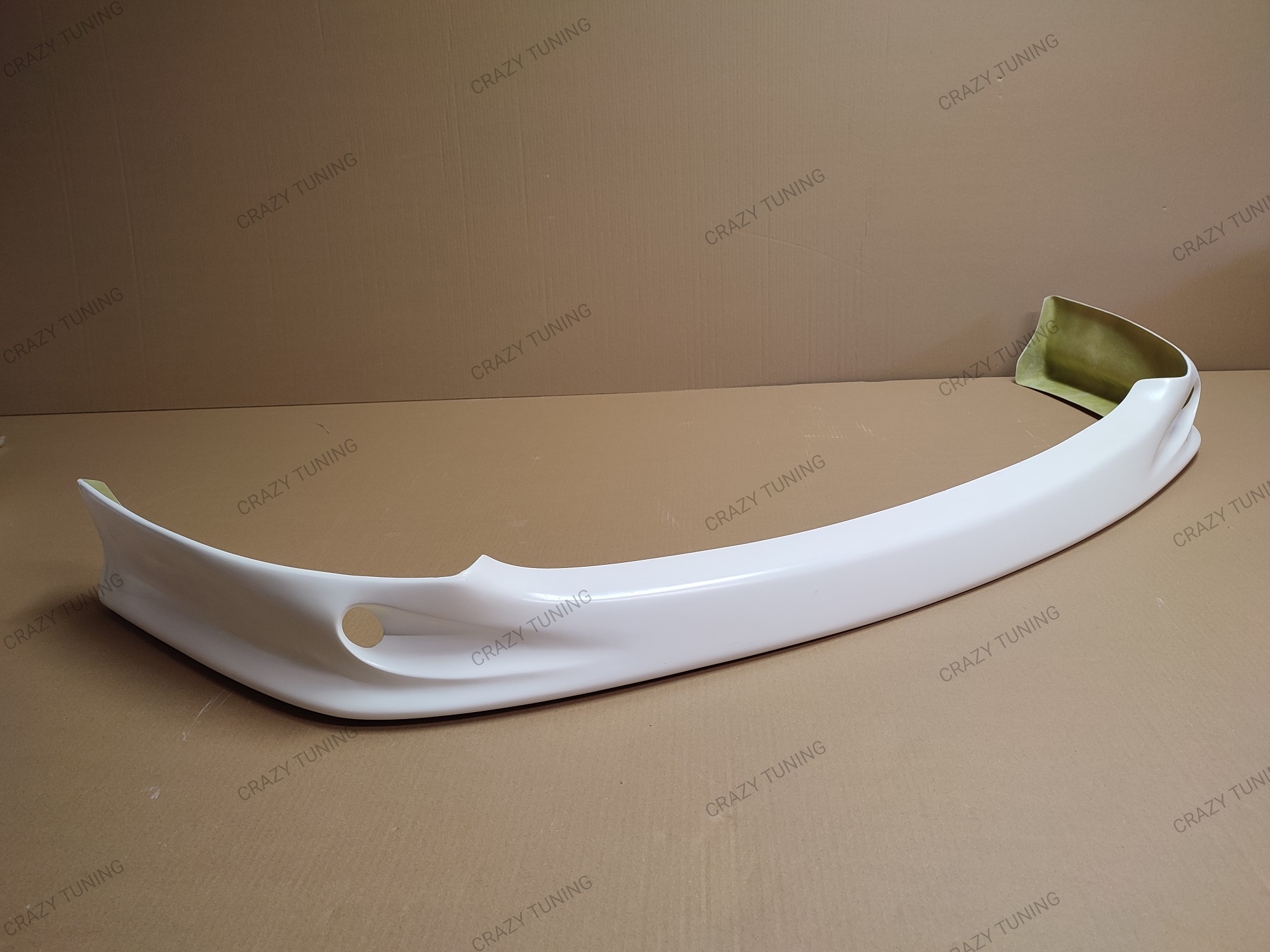 Aeromagic front lip alternate view 2